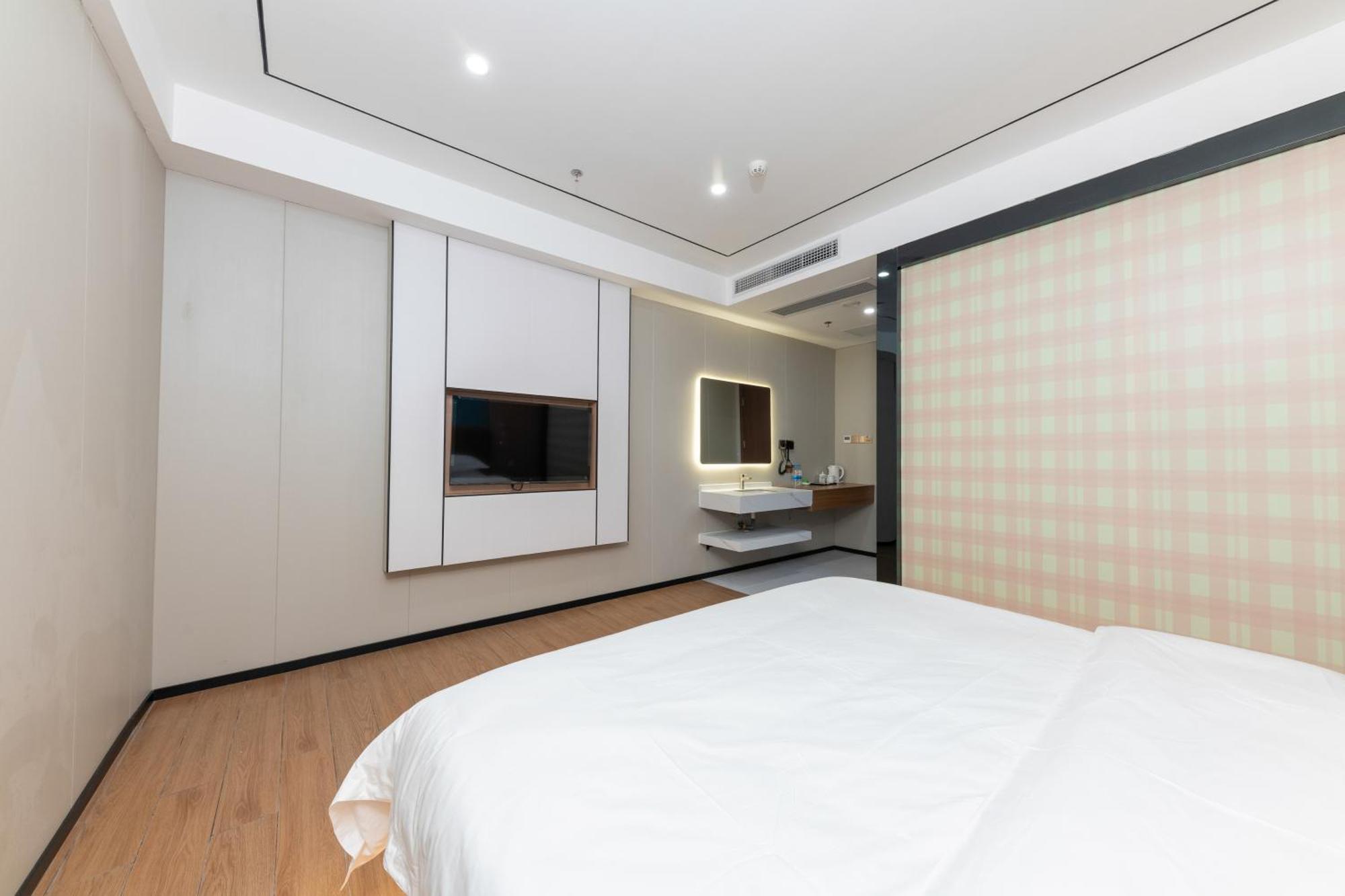 Guangzhou Haiyue Hotel Bagian luar foto